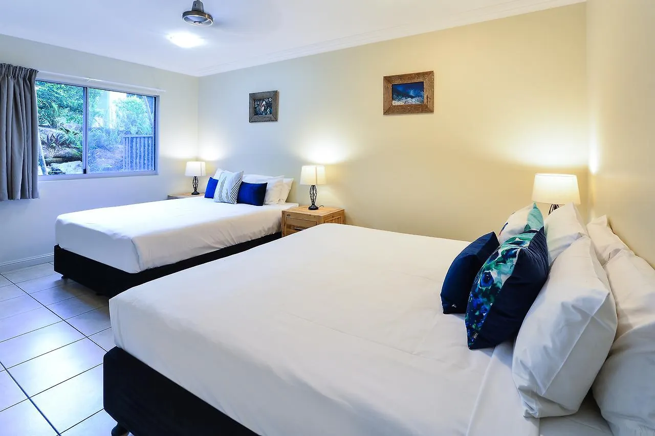 Blue Water Views Apartment Hamilton Island