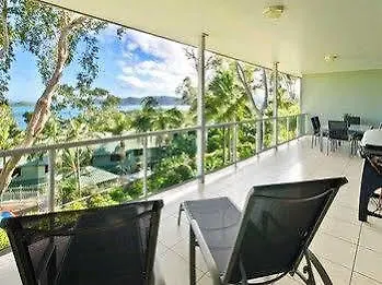 Blue Water Views Apartment Hamilton Island