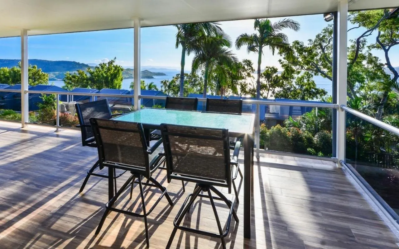 Blue Water Views Apartment Hamilton Island Australia